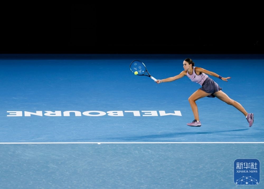 ↑托多尼在比賽中回球。新華社記者 馬平 攝