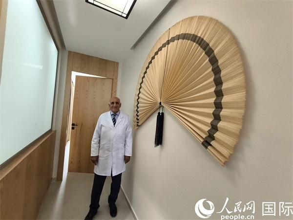 哈利勒的診所內(nèi)。人民網(wǎng)記者 黃培昭攝