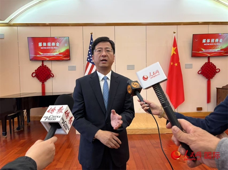 張建敏接受人民網(wǎng)等媒體記者采訪。人民網(wǎng) 鄧圩攝